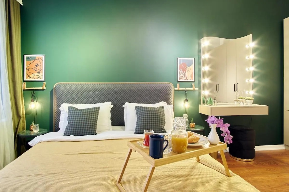 Lovely&Modern Penthouse In The Heart Of Sisli! 伊斯坦布尔 公寓